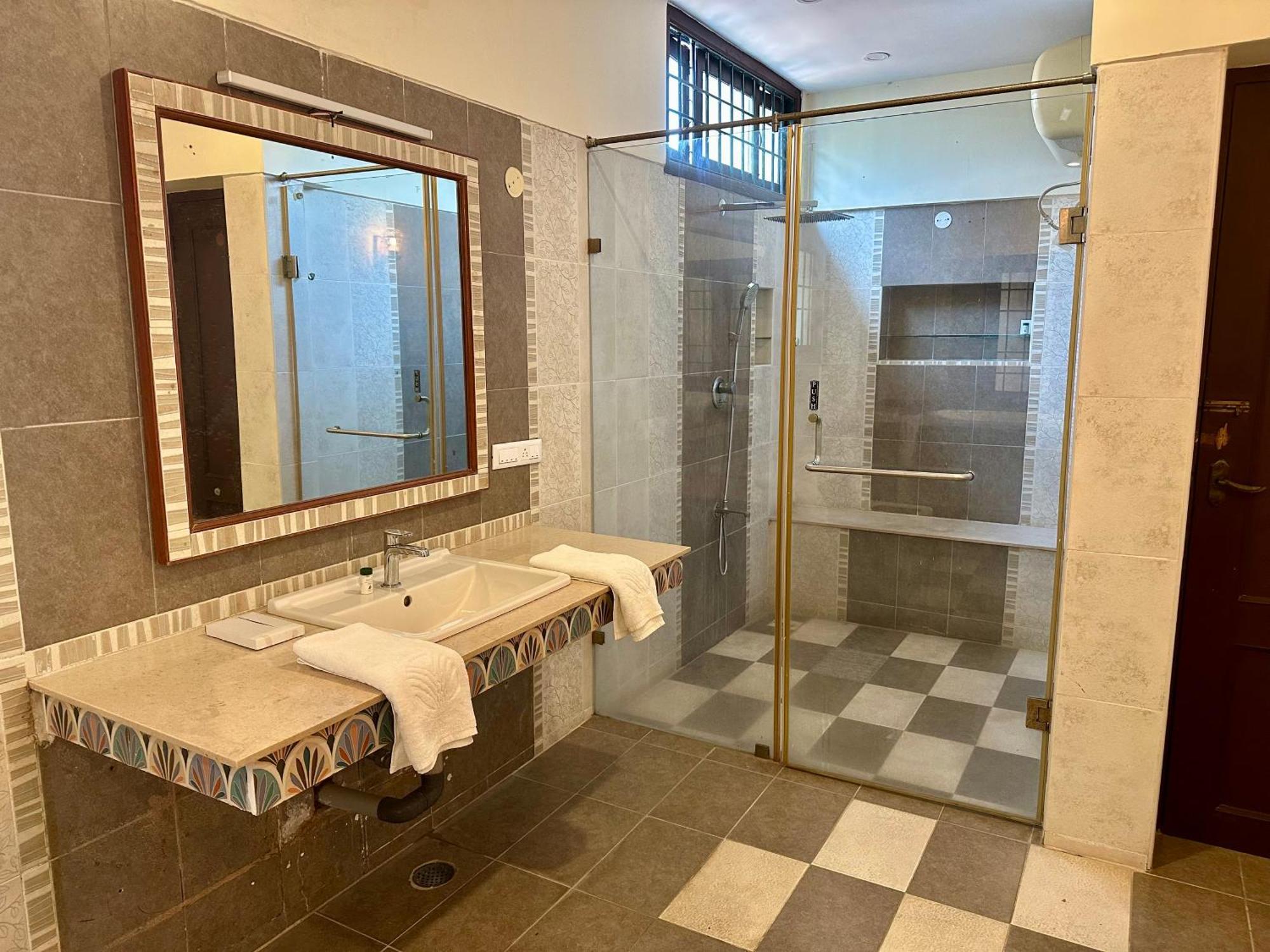 Costa Verde Luxury Seafront Villa Chennai Dış mekan fotoğraf